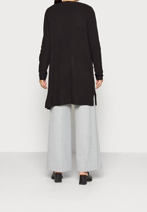 Vest - black