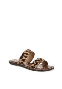 Sandali a infradito con stampa leopardata, con due cinturini larghi, soletta testurizzata marrone e suola esterna piatta nera. Design casual e open-toe.