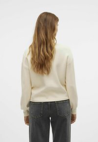 Vero Moda ROLL V-NECK - Cardigan - birch