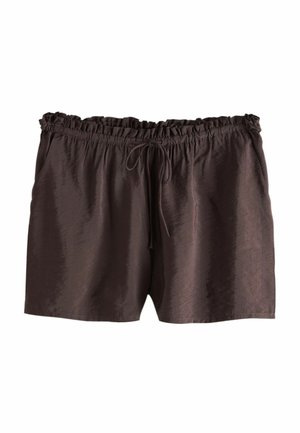 Shorts pour femme en soie marron avec taille élastique froncée et cordon à l’avant sur fond blanc.