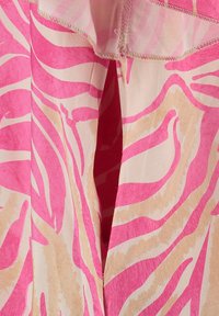 Key Largo NAMIBIA V-NECK - Vestido informal - powder rose