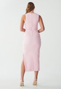 BWLDR JAMELIA - Shift-haljina - pale pink