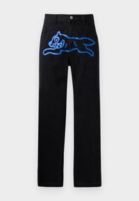 Sorte denimbukser med en afslappet pasform, prydet med et levende blåt grafisk motiv af en springende kat foran. Klassisk fem-lomme design.