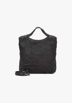 Sac à main tissé noir avec une surface texturée, une poignée supérieure arrondie et une bandoulière amovible. Présente des accents de quincaillerie décoratifs.