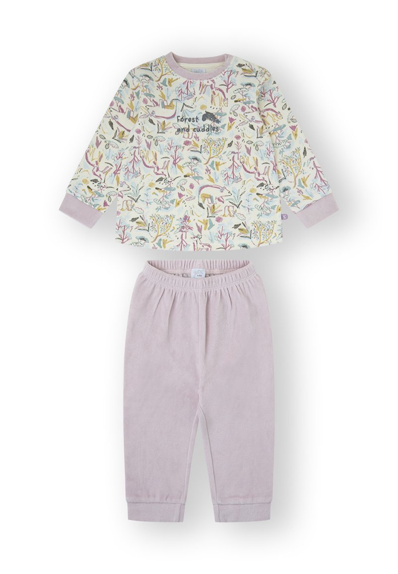 Pijama de manga larga para niño pequeño con estampado de animales del bosque en tonos pastel y camiseta que dice "bosque y abrazos", y pantalones lisos de color rosa claro.