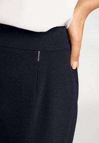 Taifun Pouzdrová sukně - blue