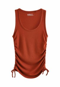 Roestrode tanktop van ribstof. Beschikt over verstelbare zijkanten met ruching en trekkoordjes, een ronde halslijn en mouwloos ontwerp.