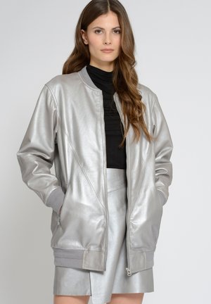 IM METALLIC LOOK - Lederjacke - silver