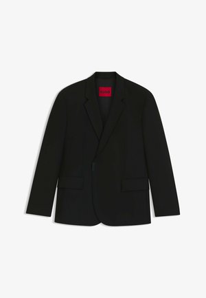 Sort blazer lavet af glat stof. Har spidse klapper, to frontlommer og en dristig rød label indeni med "HUGO" branding.