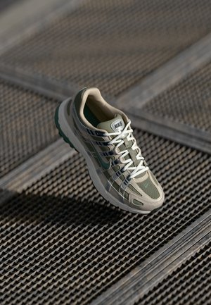 P 6000 - Sneakers basse - cream ii/clay green/anthracite/metallic silver-coloured/light army/white