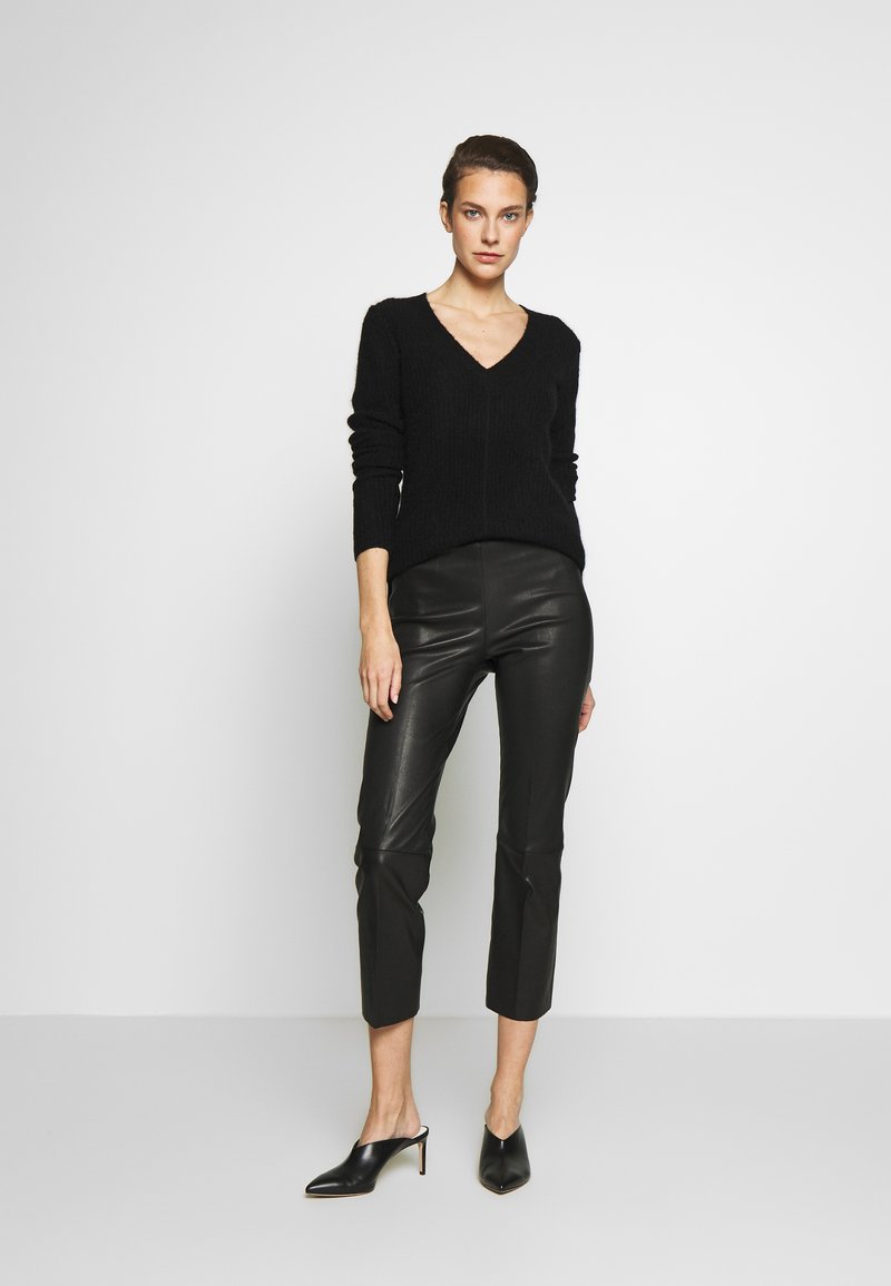 By Malene Birger Florentina Leather Trousers Black Zalando Co Uk