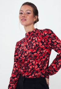 Herita STANDING COLLAR LONG SLEEVE - Bluse - red