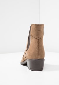 Esprit Kotníkové boty - beige