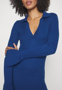 NA-KD TRUMPET SLEEVE DRESS - Maxiklänning - dark blue