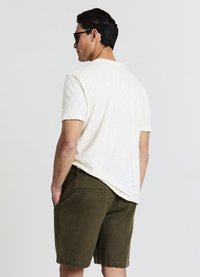 Calliope COULISSE RICAMO TASCA  - Shorts - verde militare