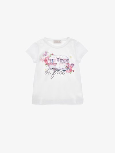 Λευκό παιδικό μπλουζάκι με ένα ροζ βαν κάμπινγκ, ανθισμένες λεπτομέρειες και τη φράση "be free" στο μπροστινό μέρος.