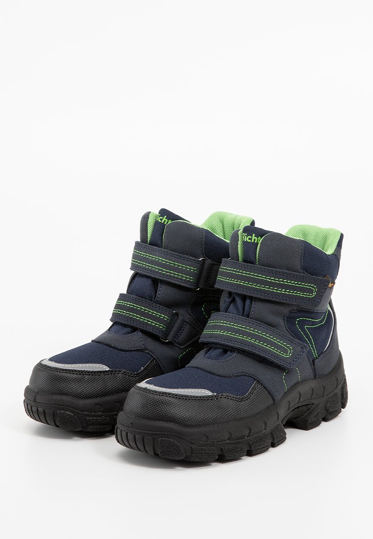 Dunkelblaue High-Top-Schuhe mit grünen Akzenten, aus Synthetikmaterial, doppelten Klettverschlüssen, verstärkter Zehenpartie und strukturiertem Gummisohle.