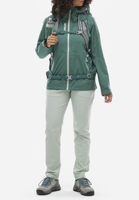 Millet FITZ ROY - Waterproof jacket - green