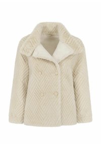 Kremowy, podwójnie zapinany żakiet uszyty z miękkiego, strukturalnego materiału, z pikowanym wzorem w romby i złotymi guzikami.