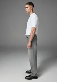 Next VINTAGE STRETCH AUTHENTIC - Traperice opuštenog kroja - grey washed