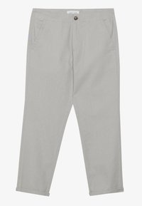 Pantalon décontracté gris clair avec poches avant, fermeture à boutons et revers pliés, posé à plat sur un fond blanc.
