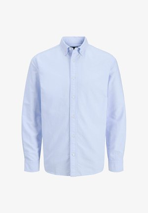 Cămașă albastru deschis cu mâneci lungi, cu nasturi, guler cu nasturi, nasturi în față și manșete cu nasturi.