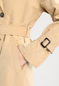 Vero Moda Prochowiec
