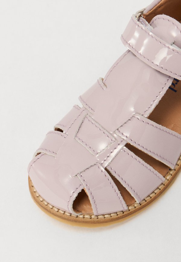 CLASSIC UNISEX – Riemchenballerina – iris patent