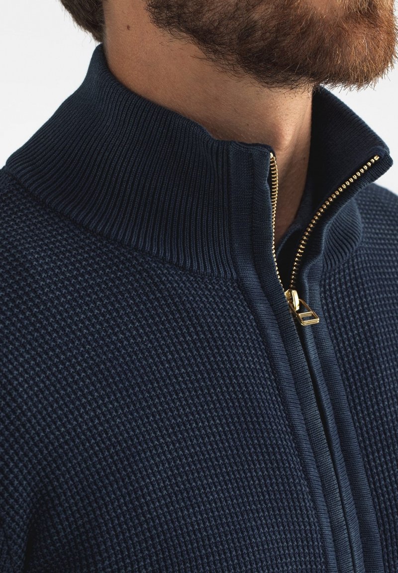 Herren Strickjacken | Butcher of Blue Strickjacke alaska blue/blau - YO59022 Herren Strickjacken | Butcher of Blue Strickjacke alaska blue/blau - YO59022
