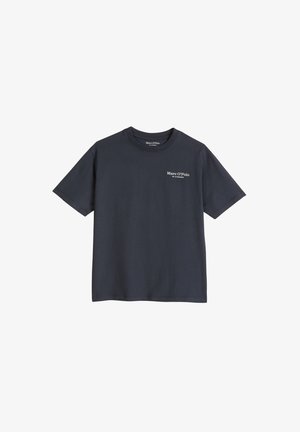 T-shirt gris foncé à manches courtes avec col rond et petit logo blanc Marc O’Polo sur la poitrine gauche.