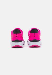 Nike Performance STAR RUNNER 4 - Laufschuh Straße - fierce pink/white/black/playful pink