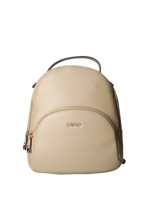 Mini zaino in pelle beige con tasca frontale con zip, cerniere dorate e nome del marchio Liu Jo impresso sulla parte anteriore.
