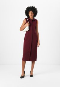 Calvin Klein DRESS - Robe en jersey - deep rouge