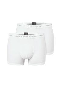 Vita boxershorts i bomull med en mjuk midja där varumärket "Schiesser" står i grått. Slät textur och standardpassform.