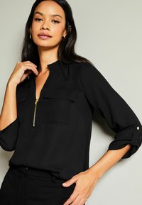 Lipsy ZIP FRONT UTILITY POCKET  - REGULAR FIT - Blúzka - black