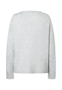 Helles grauer Pullover aus weichem Strickmaterial, mit weitem Halsausschnitt, langen Ärmeln und lockerem Schnitt. Einfaches, ungeschmücktes Design.