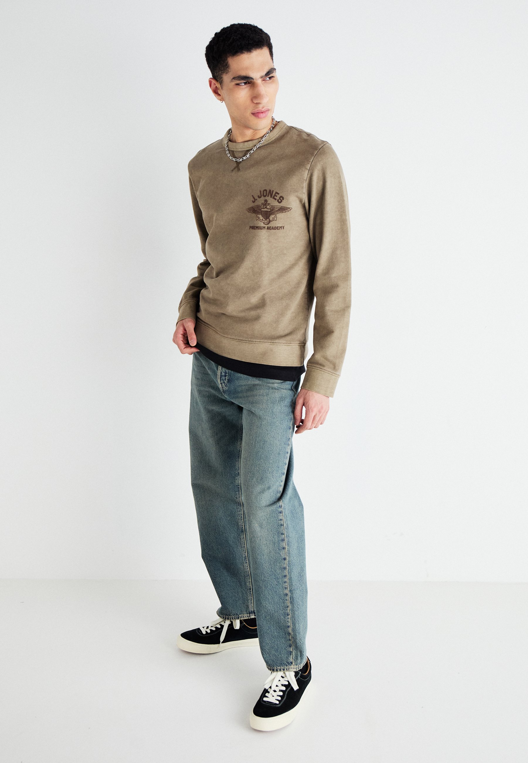 邦楽 sold out Jack & Jones Premium T-Shirt mit Rundhalsausschnitt (black) online