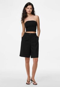 Pieces PCKAMIL - Short - black