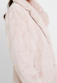New Look Petite Zimní kabát - nude