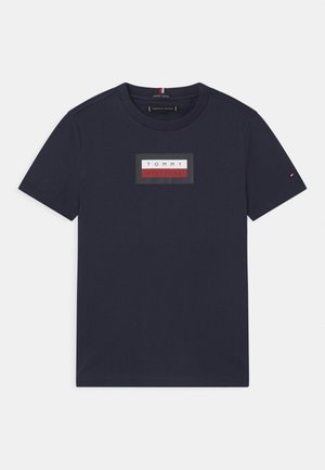GRAPHIC - T-shirt z nadrukiem