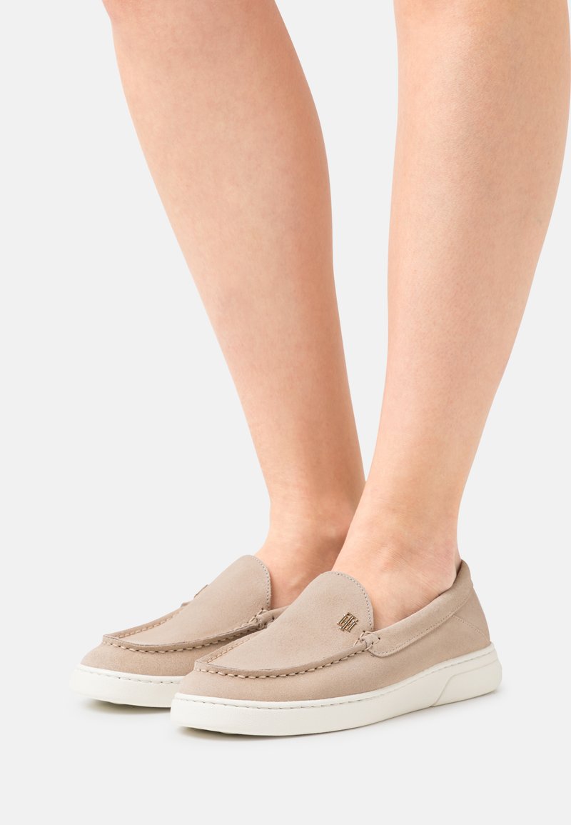 Tommy Hilfiger FEMININE HYBRID SHOE Slipons classic beige/beige