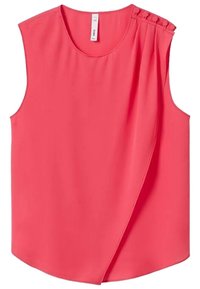 Korallenfarbene ärmellose Bluse mit Rundhals, plissiertem Detail an einer Schulter und Knopfakzenten. Hergestellt aus glattem, leichtem Stoff.