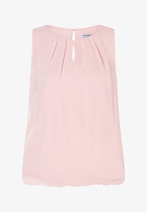 Ärmellose hellrosa Bluse mit Falten in der Nähe des Schlüssellochausschnitts und abgerundetem Saum.