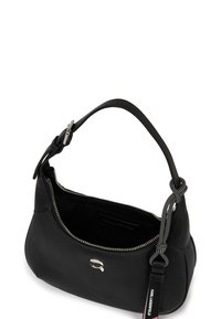 Schwarze Leder-Schultertasche mit strukturiertem Finish, Reißverschluss und einem geknoteten Griff. Das Innenfutter ist gefüttert und verfügt über ein Markenlabel.