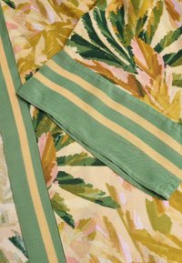 Next SPLICED LONGLINE KIMONO  - Kapper - bright palm