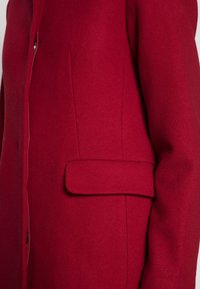 Esprit Abrigo clásico - dark red