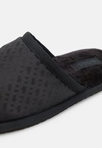 BOSS HOME SLIP - Copati - black