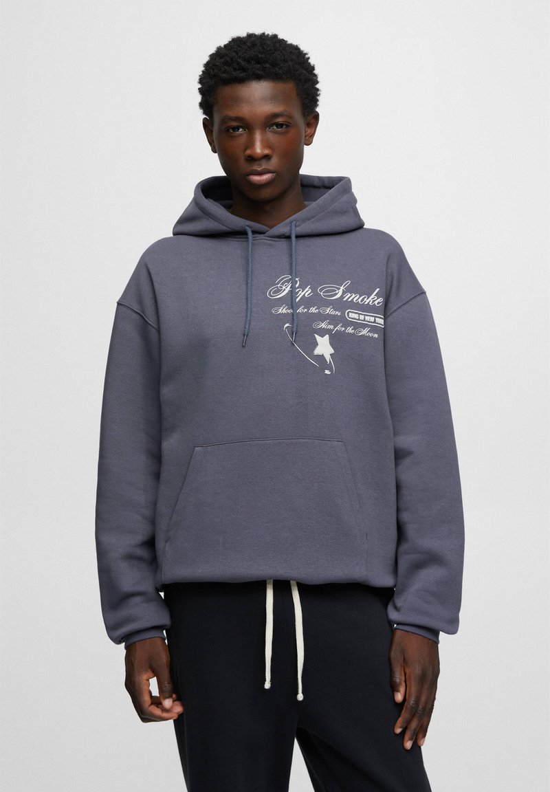 PULL&BEAR POP SMOKE Hoodie dark grey/donkergrijs Zalando.nl