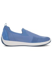 Slip-on-Casual-Schuh aus blauem Strickstoff mit weißer Sohle und strukturiertem Zehenbereich, entworfen für Komfort und einfaches Anziehen.