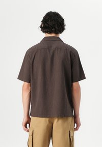 Thumbnail Image 4